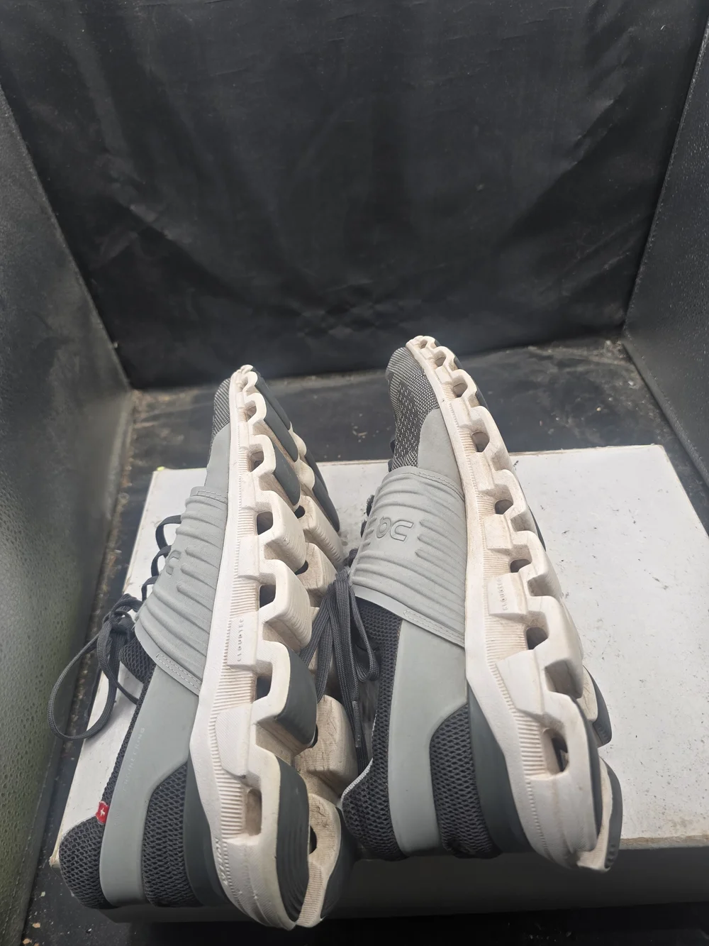 Men's Gray Athletic Lace-Up Sneakers with Supportive Midfoot Strap